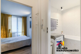 Atrakcyjna kawalerka z wydzieloną sypialnią